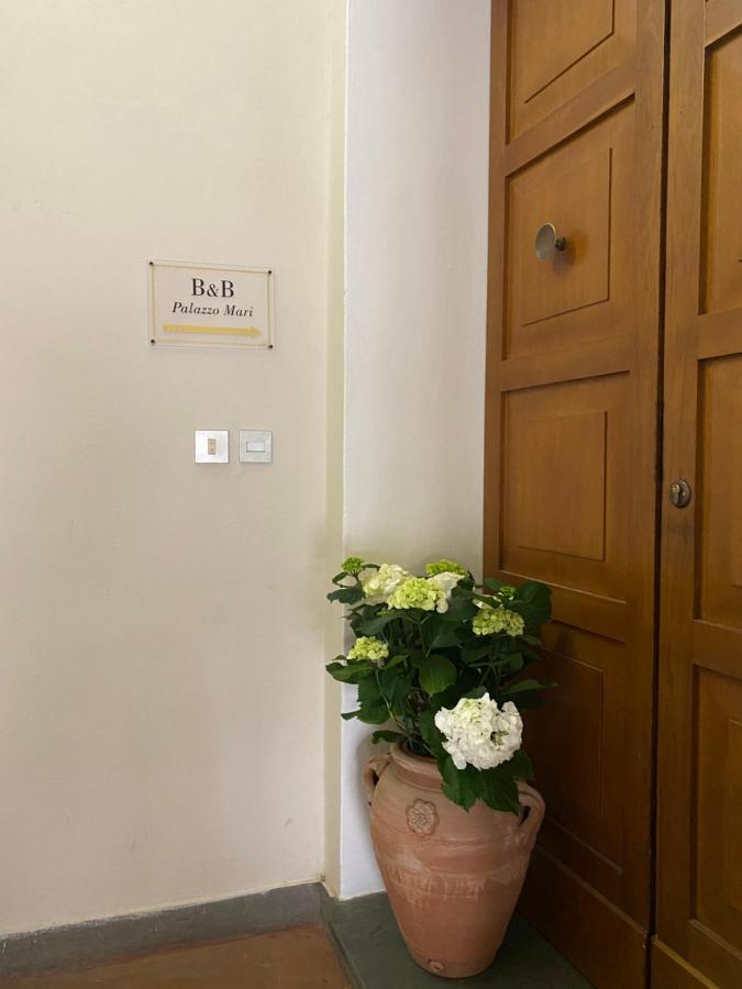 Palazzo Mari Suite & Rooms B&B Montevarchi Εξωτερικό φωτογραφία