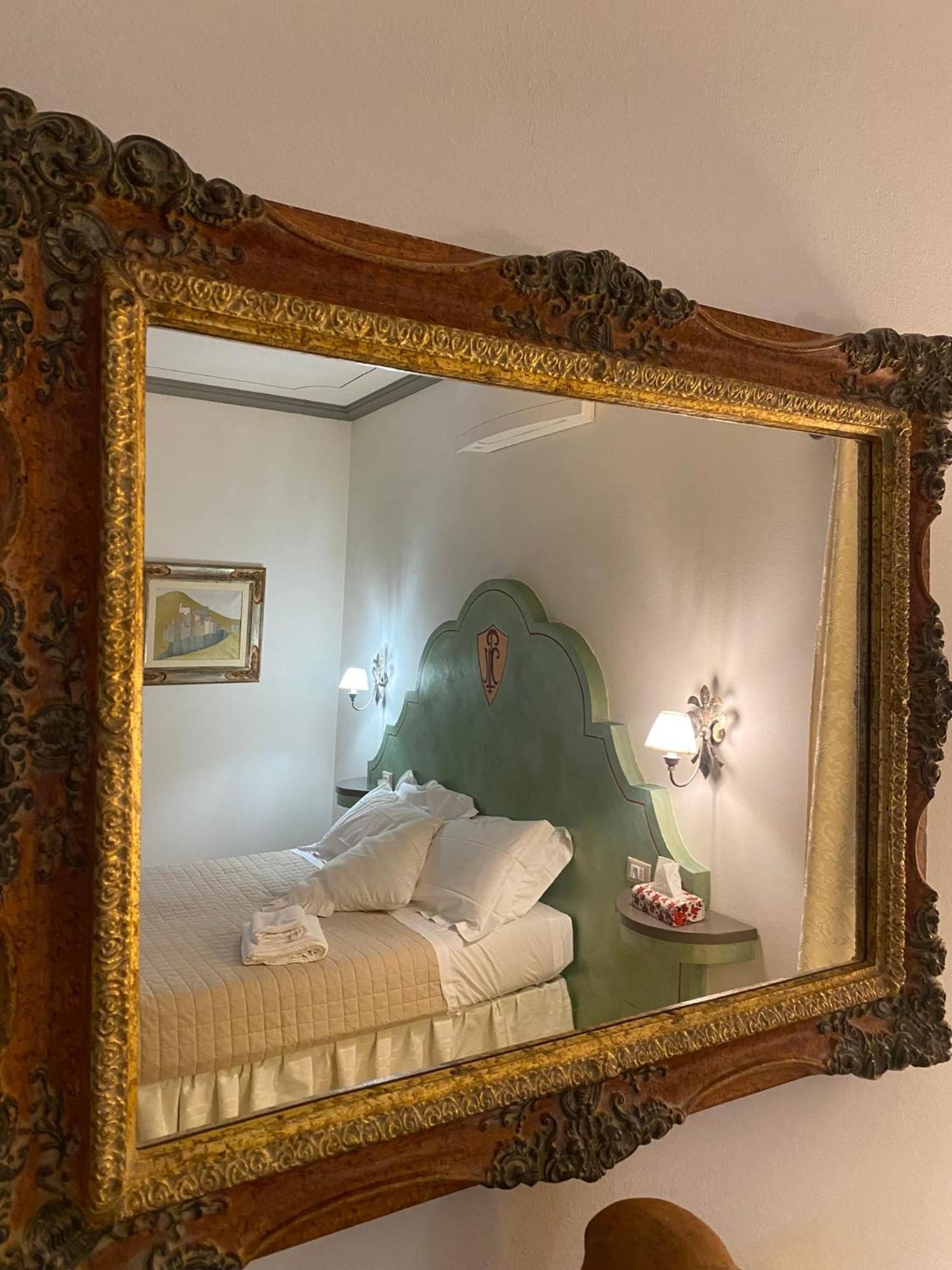 Palazzo Mari Suite & Rooms B&B Montevarchi Εξωτερικό φωτογραφία