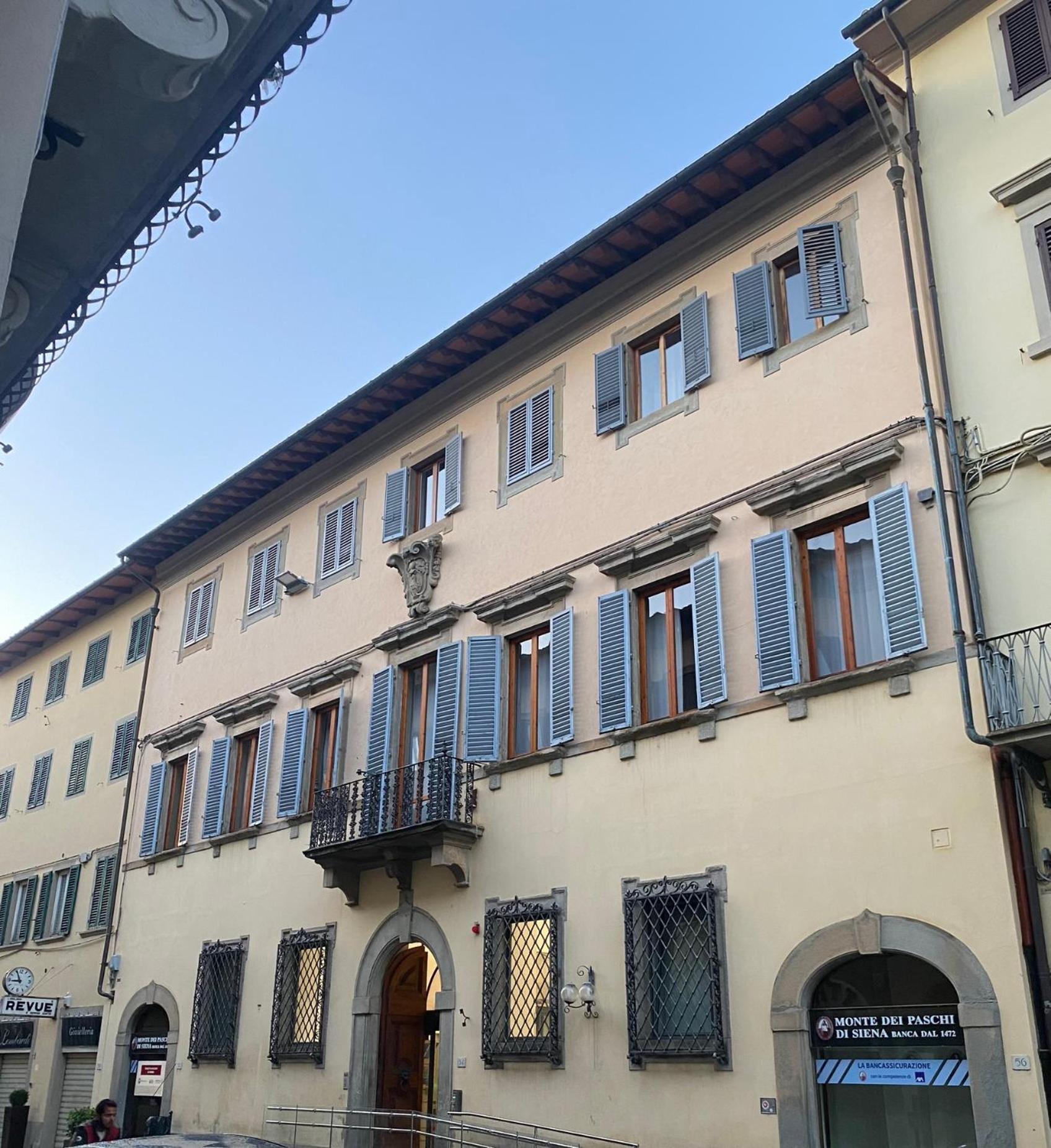 Palazzo Mari Suite & Rooms B&B Montevarchi Εξωτερικό φωτογραφία