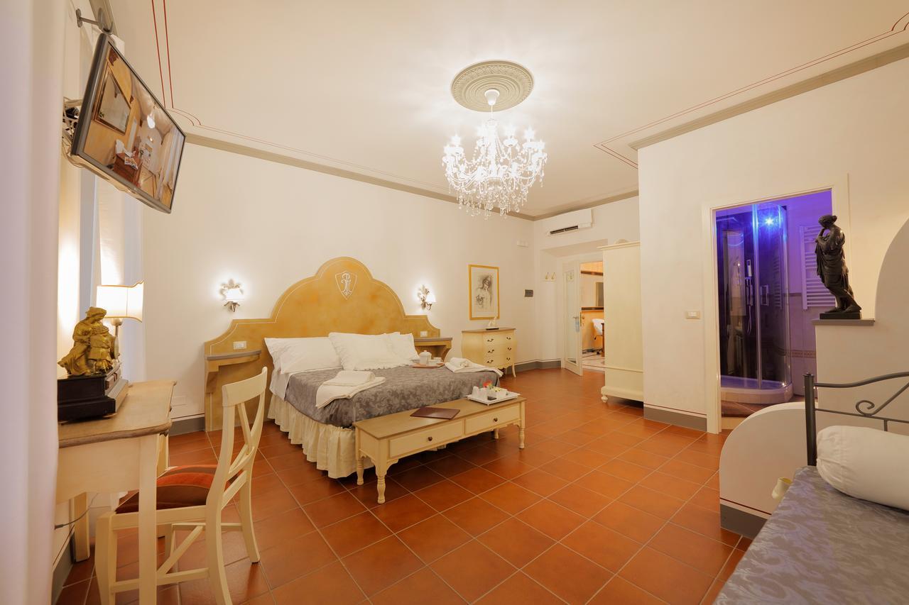 Palazzo Mari Suite & Rooms B&B Montevarchi Εξωτερικό φωτογραφία